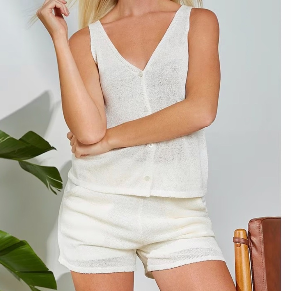 Every High Rise Drawstring Knit Shorts - Picture 5 of 10